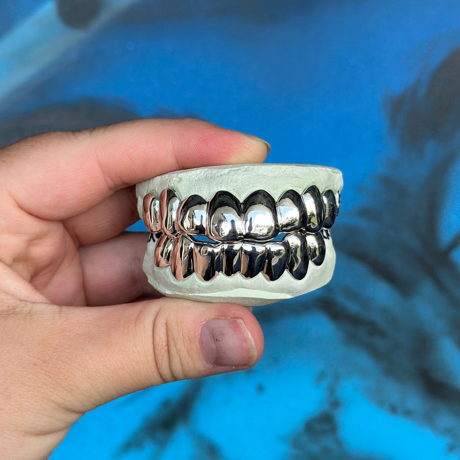 8 Piece Top & Bottom Grillz Set