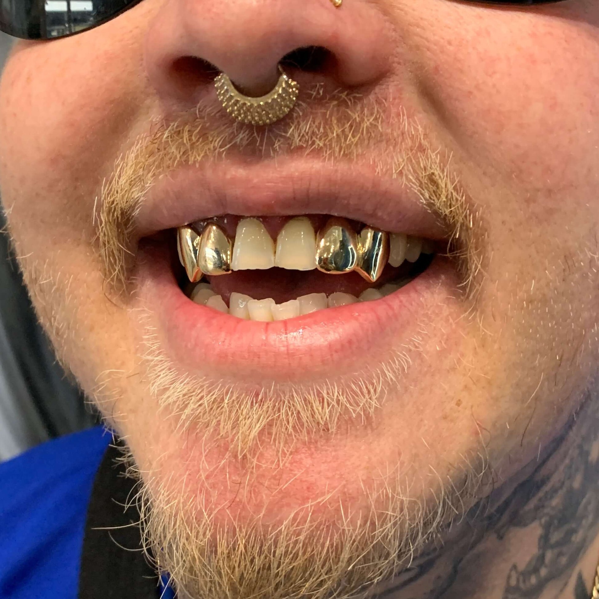 Fang Teeth Grillz 2 Piece Set - Grillz Australia – Mouth House